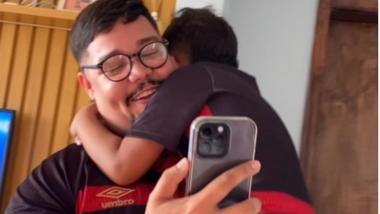 Young Boy Enters and Pauses at His Birthday Celebration Arrangement