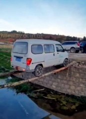 Depois desse vídeo, descobri que não sei dirigir.