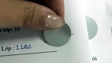 Une pastille à gratter pour découvrir la note de son devoir