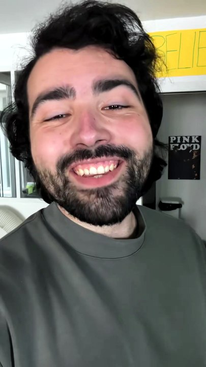 J'en peux plus de mes cheveux longs : je change radicalement de coupe (et lui ai mis la pression !)