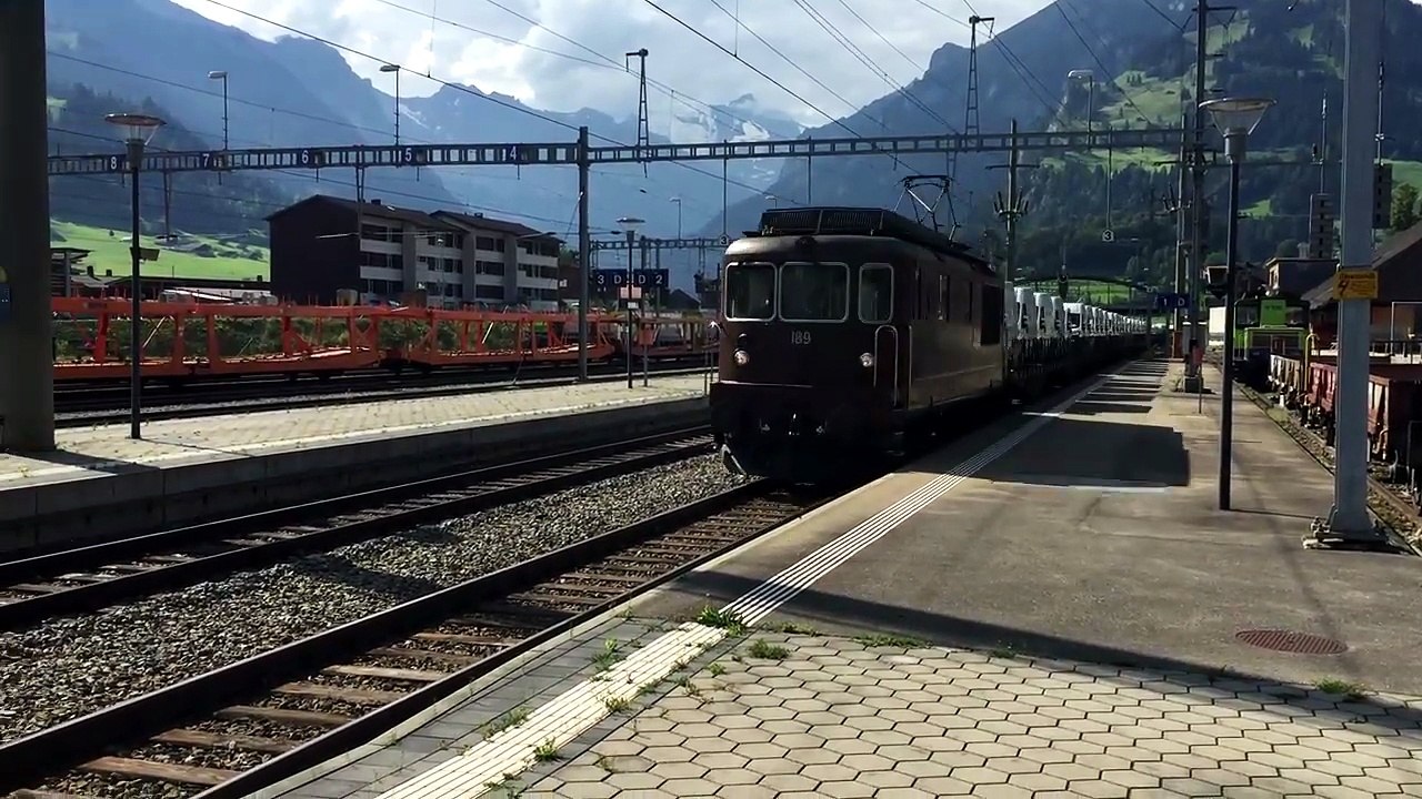 Digitrax Model Trains for Advanced Control