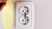 Smart hack for painting around outlets! 🔌💯