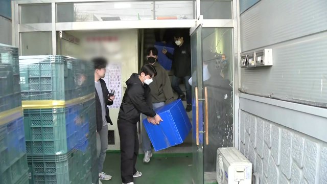 경찰, '이주노동자 에어건 상해' 업체 압수수색...국과수도 감식 / YTN