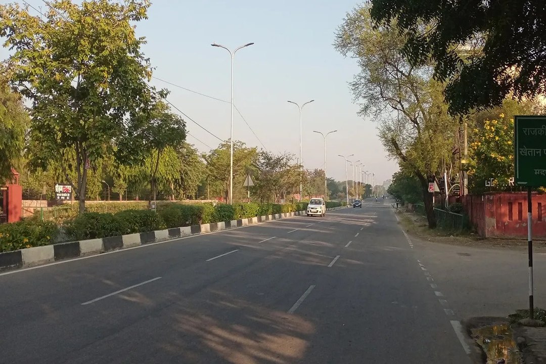 Rajasthan Weather : गुलाबी नगर में दिन व रात के तापमान में बढ़ोतरी, गर्मी का सितम होगा और तेज