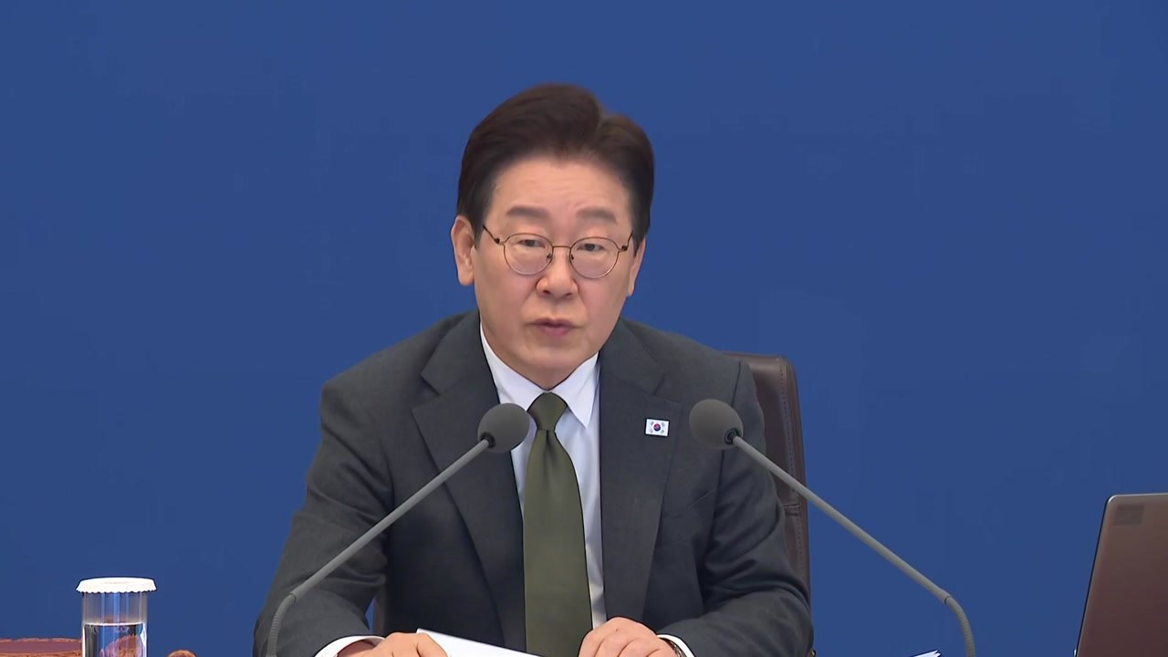 이 대통령 "전쟁 당사국, 역사 교훈 바탕으로 평화 향해야" / YTN