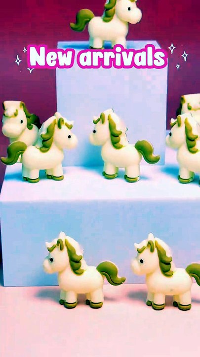 Silicone Focal Beads 3D Cute White Unicorn Pony with Pink Mane and Tail