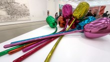 Jeff Koons: Tulips (1995–2004)