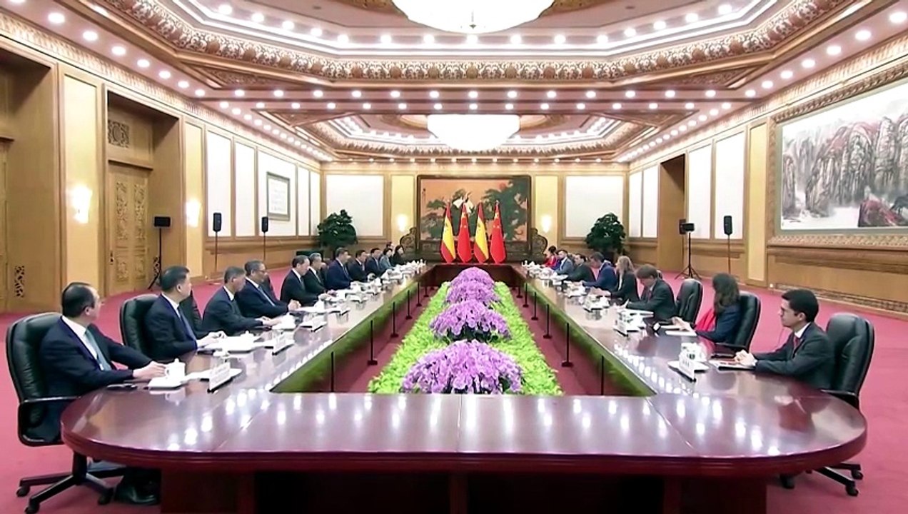 Sánchez responde por primera vez, desde China, al procesamiento de su esposa, Begoña Gómez