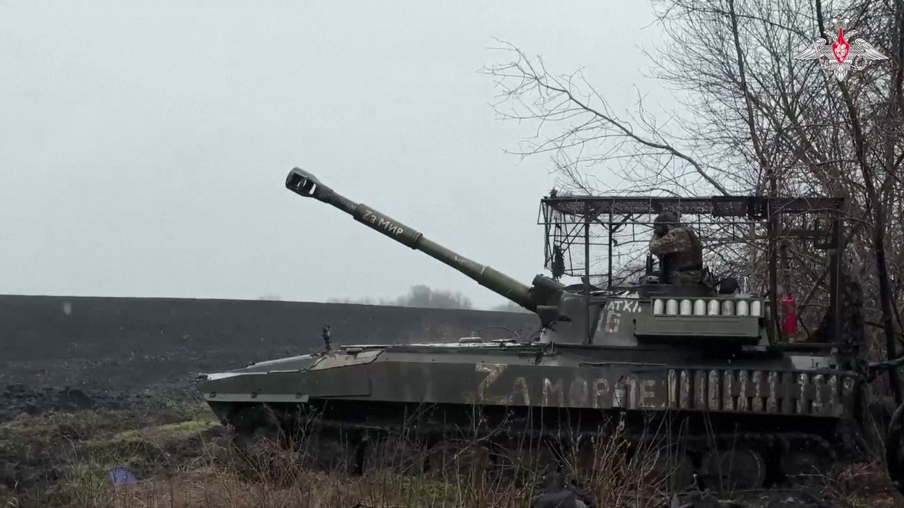 Russia, Ukraine exchange accusations over Easter ceasefire violations
