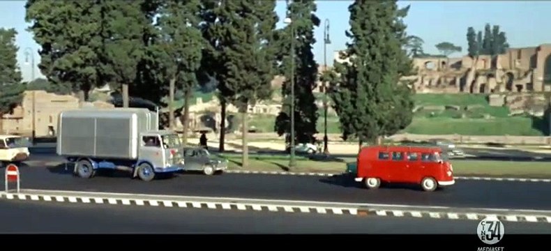 Come svaligiammo la Banca d'Italia (1966) 2a parte - Franco Franchi Ciccio Ingrassia