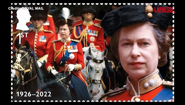 Regno Unito, i nuovi francobolli emessi in occasione del centenario della regina Elisabetta II