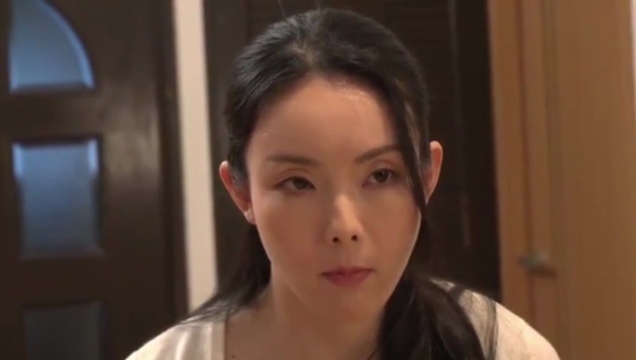 A couple who suffered terribly later find happiness together.酷いめにあった夫婦が、その後に二人で幸せになる