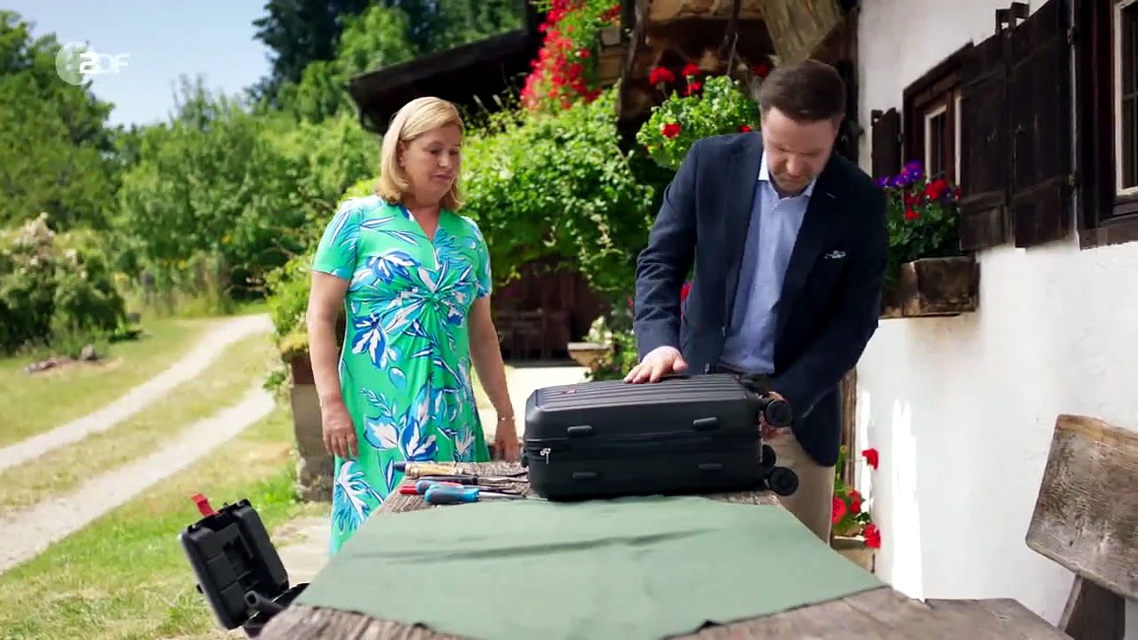 Die Rosenheim-Cops (593) Staffel 25 Folge 15 - Zwei Koffer aus Berlin
