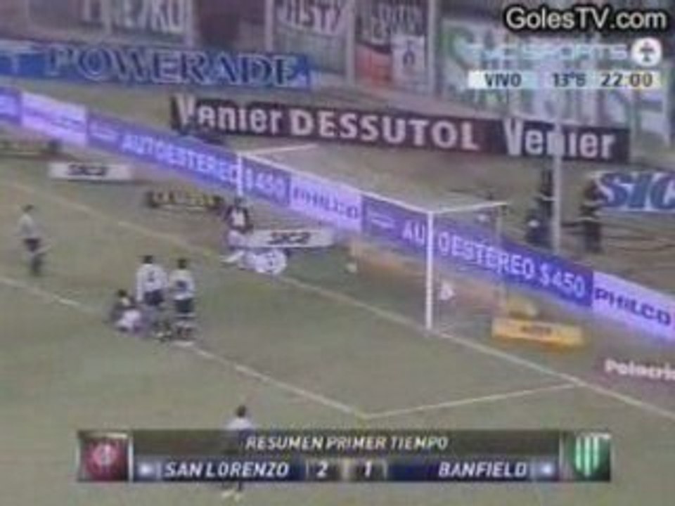 San Lorenzo 3-2 Banfield (1-0 Bergessio)
