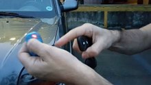 O controle de garagem bloqueIa o sinal da chave do carro?