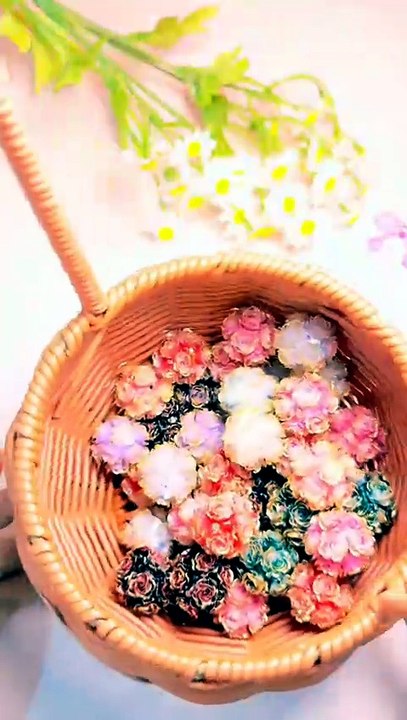 Beadable Clay Pen with Luminous Glitter Flower White Pearls