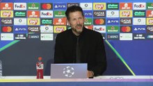 Los 12" de Simeone en rueda de prensa que los atléticos van a compartir hasta la saciedad