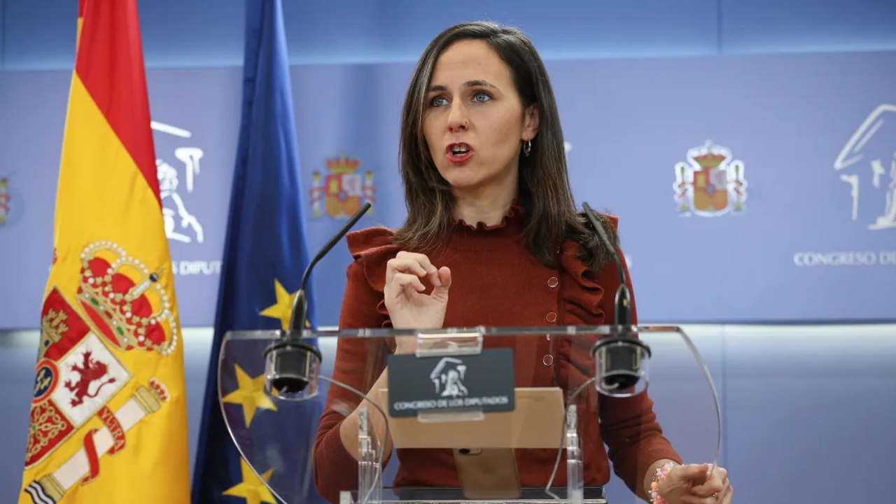 ¡Surrealista! No se pierdan el argumento racista de Ione Belarra (Podemos) con el que defiende la regularización masiva de inmigrantes