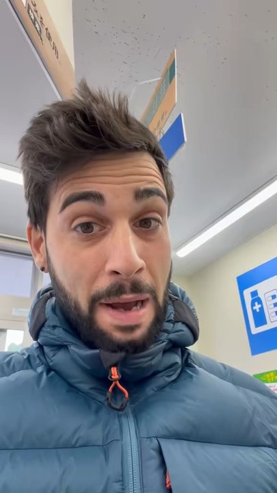 Je Teste un Truc Chelou au Japon 😲🇯🇵