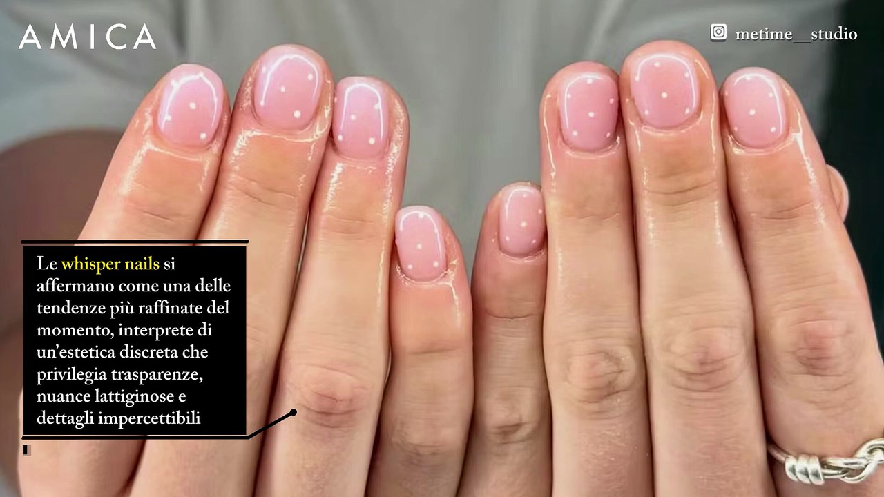 Whisper Nails: la nuova frontiera del nude chic per le unghie