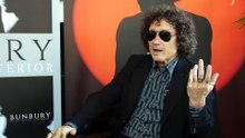 Bunbury: “La sobreexposición de las opiniones puede llegar a convertir todo en tabú y a que nos autocensuremos siempre por miedo a pisar algún charco”