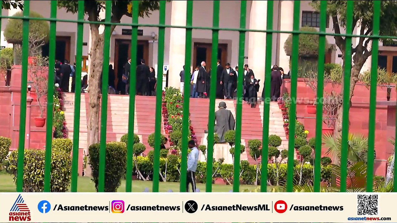 'വിശ്വാസികളുടെ ആചാരം തെറ്റെന്ന് കോടതിക്ക് പറയാനാകില്ല'; ശബരിമല യുവതീ പ്രവേശനത്തിൽ സുപ്രീംകോടതി