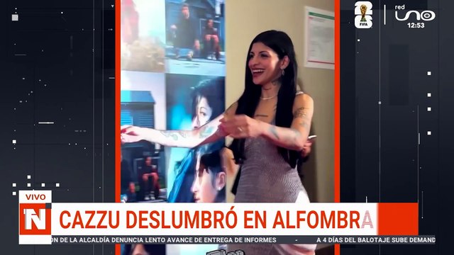 CAZZU DESLUMBRÓ EN ALFOMBRA ROJA
