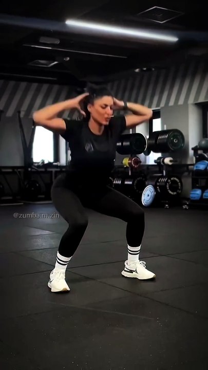 Beautiful Gym Girl #abs #workout #tiboinshape