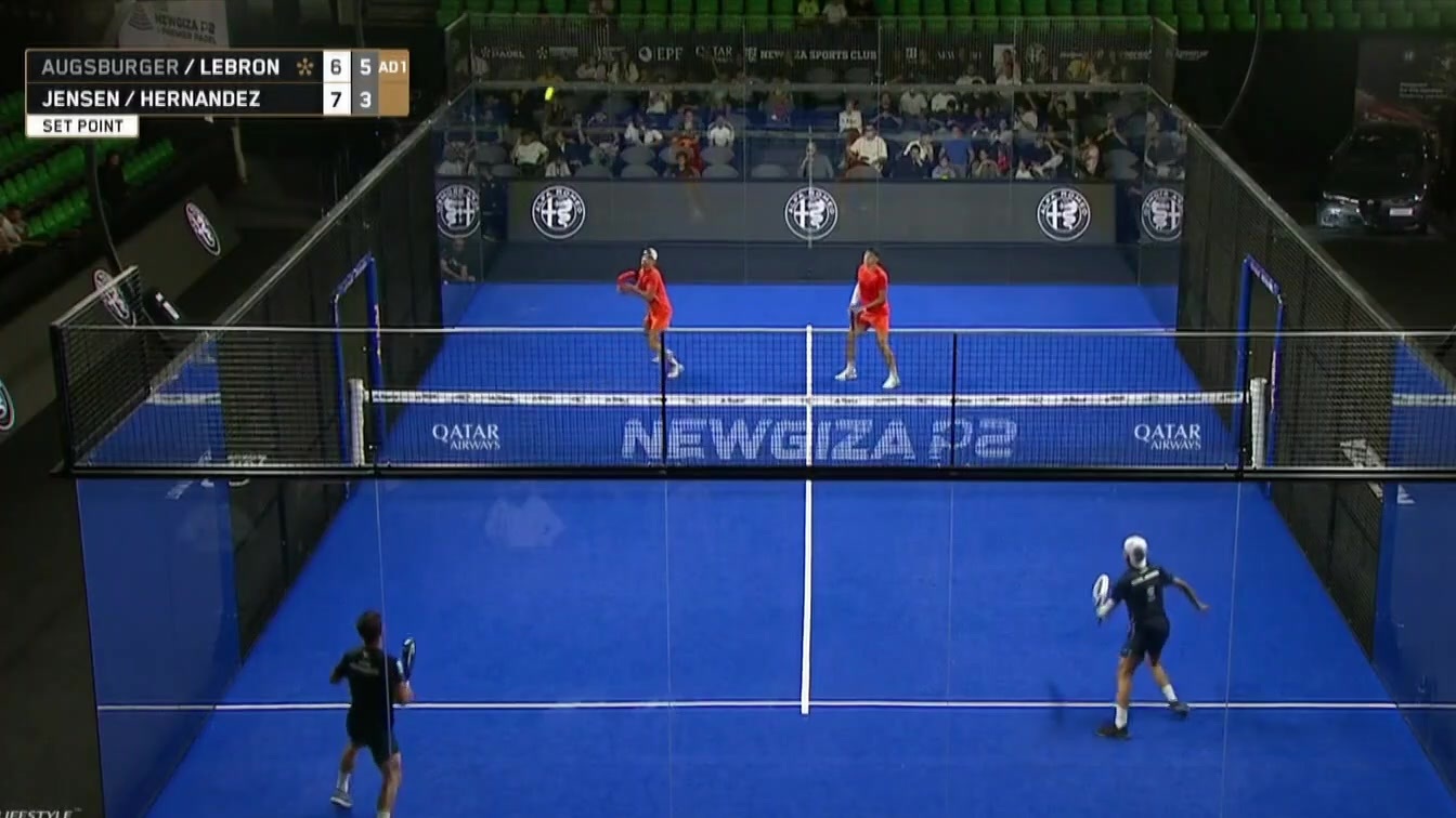 الثنائي ليبرون وآوغسبيرغر يودع بطولة نيو جيزة بريميير بادل