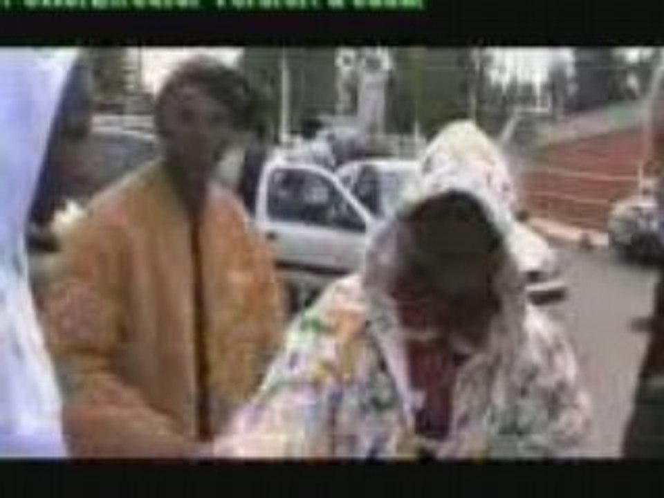 skorpa en freestyle sur un parking