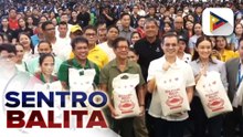 PBBM, pinangunahan ang paglulunsad ng 'Biyayang Bigas para sa Maynila' Program; nasa 80K na pamilya, makatatanggap ng tig-10 kg ng bigas | ulat ni Kenneth Paciente