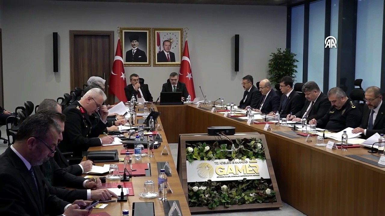 İçişleri Bakanlığındaki "okul güvenliği" toplantısı başladı