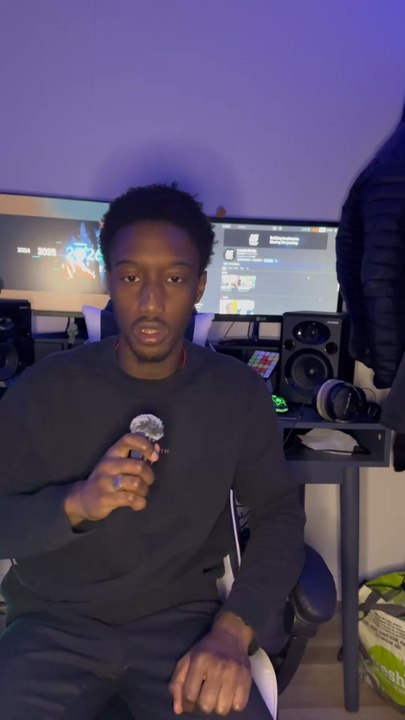 C'est parti pour l'aventure ! 🚀 Je pars de zéro pour monter cette agence et je vous montre tout, sans filtre. Vous en êtes où vous dans vos projets ? Dites-moi en commentaire, on va s'entraider !