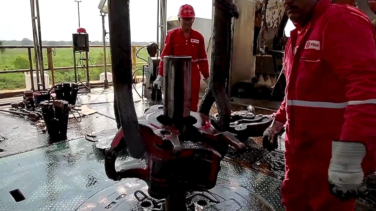 Repsol retoma el control en Venezuela y y pacta aumentar su producción un 50% en un año