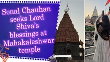 Sonal Chauhan visits Mahakaleshwar Temple in Ujjain, shares her spiritual experience