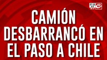 Chofer se arrojó de camión segundos antes de que la unidad se precipite al vacío