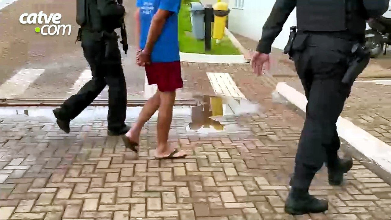 Operação contra o tráfico cumpre mandados e prende suspeitos em Cascavel