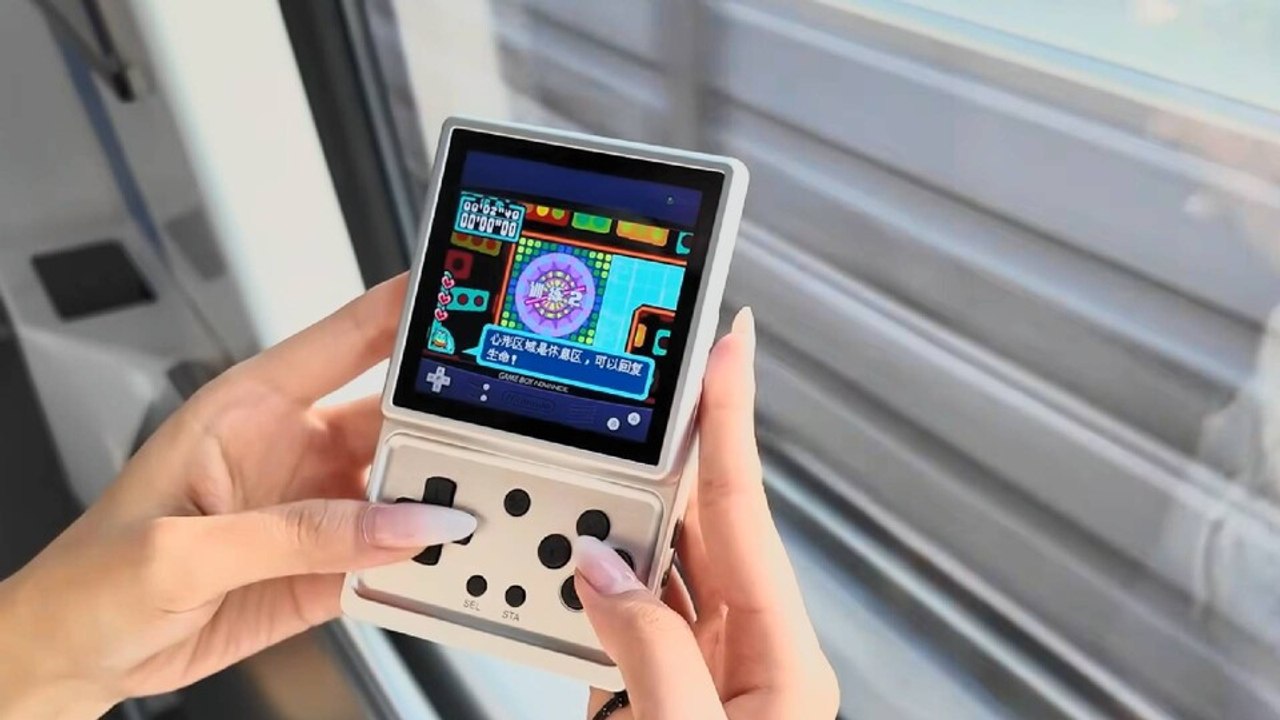 Neuer Android-Handheld bekommt drehbaren Bildschirm und könnte so zum Platzwunder werden