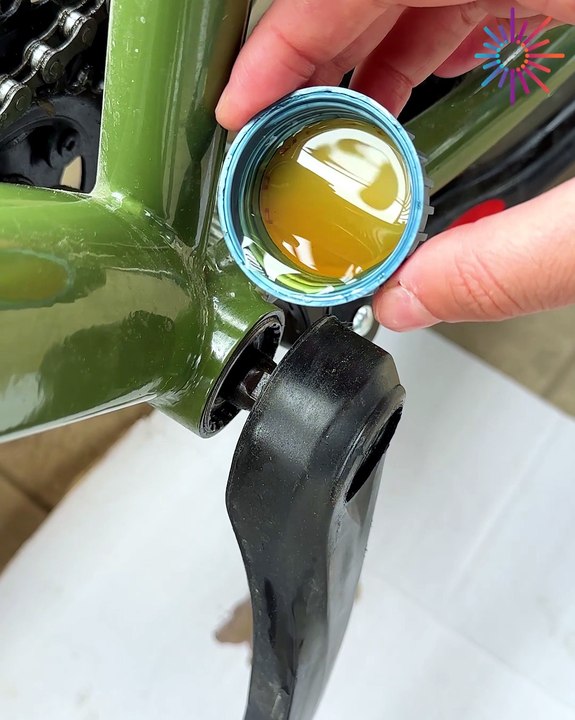 This oil trick makes cycling smoother 🛠️🚴‍♂️