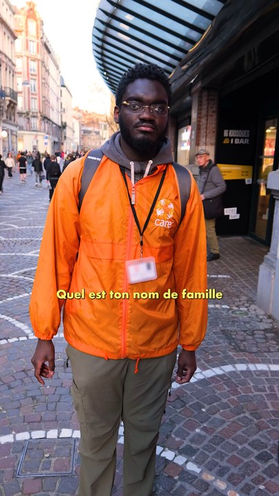 Les jeux de mots avec vos noms de famille 😅On s'est déjà moqué de ton nom à toi aussi ?🎥 Tournage par @pastamozza.prod