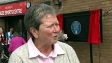 Former Lioness 'incredibly proud' as blue plaque unveiled