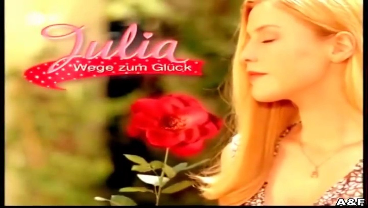 Julia -054- Wege zum Glück