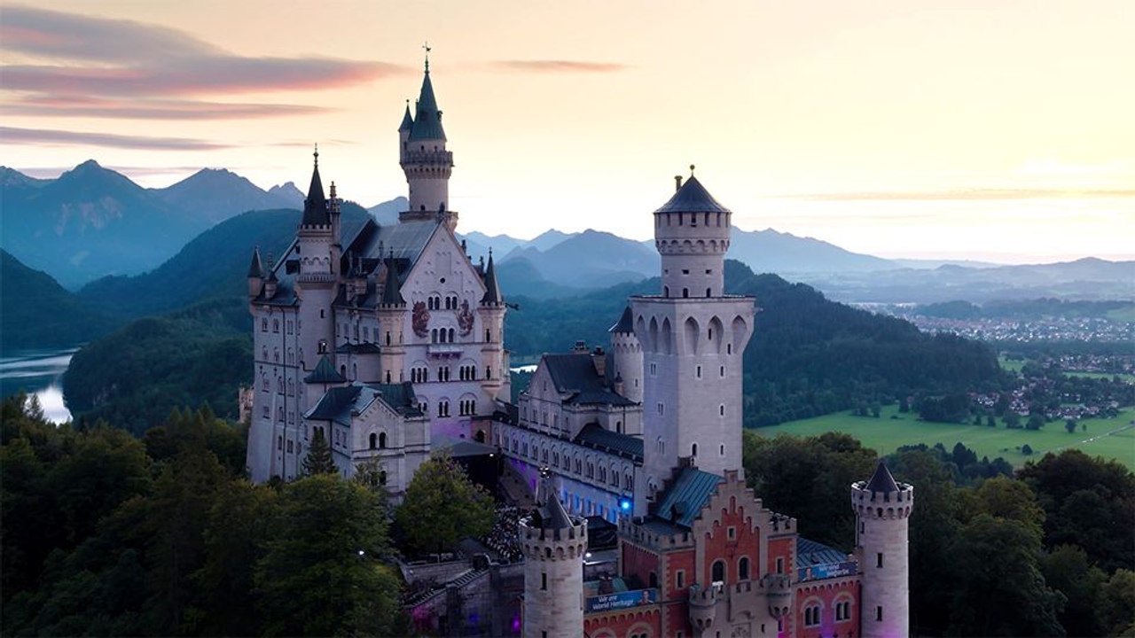 Der Klang von Neuschwanstein Trailer DF