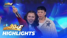 It’s Showtime: 'TNT' contender, kinatuwaan ng hosts ang outfit! (Tawag Ng Tanghalan)