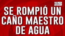 Se rompió un caño maestro de agua en pleno barrio porteño de Recoleta