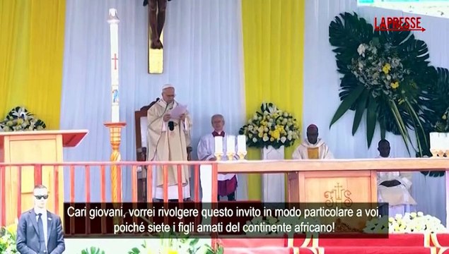 Papa Leone XIV in Cameroon davanti a oltre 500 mila persone: Giovani no a soprusi e guadagni facili