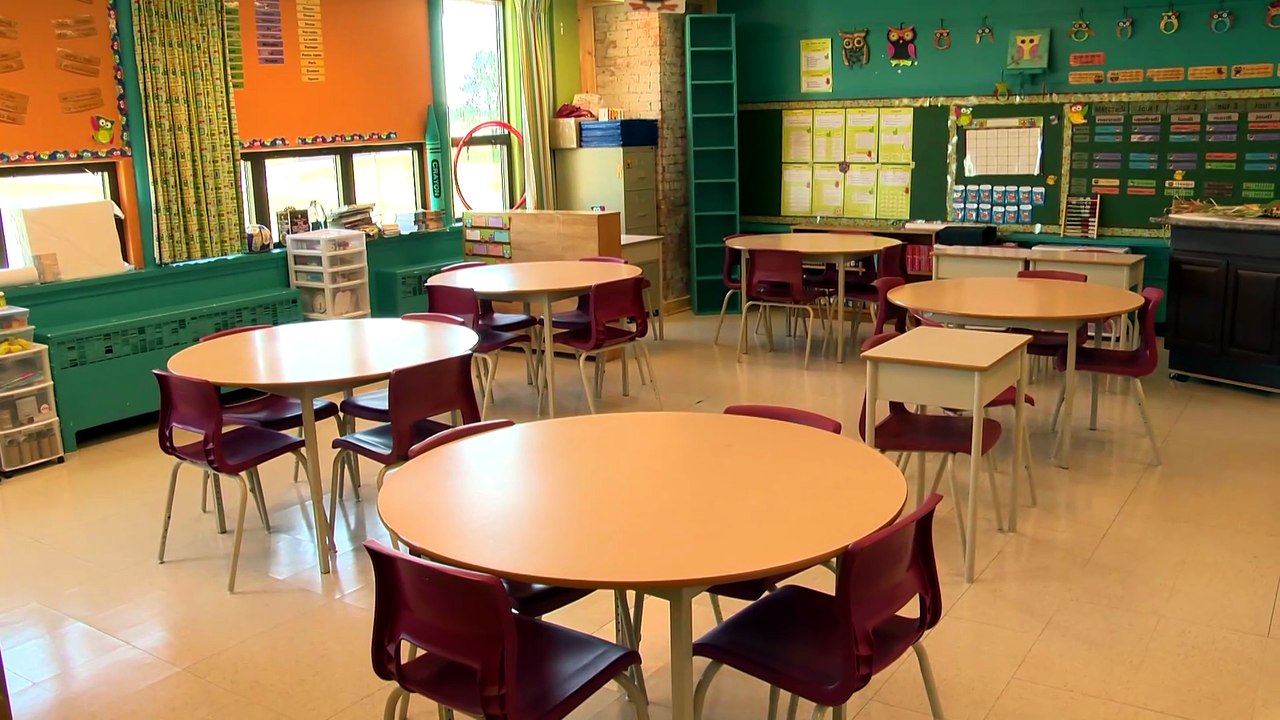 Absentéisme chronique : davantage d’élèves présents sur les bancs d’école