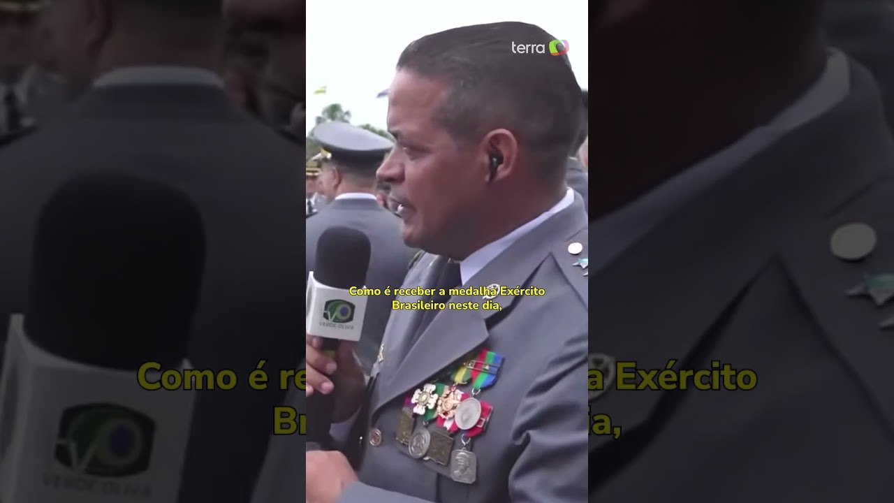 Exército homenageia Luciano Huck com medalha oficial em Brasília: 'Enorme admiração' #shorts