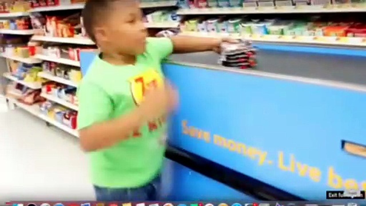 Zz kids driving parent car. Fidget spinner and chuck e cheese