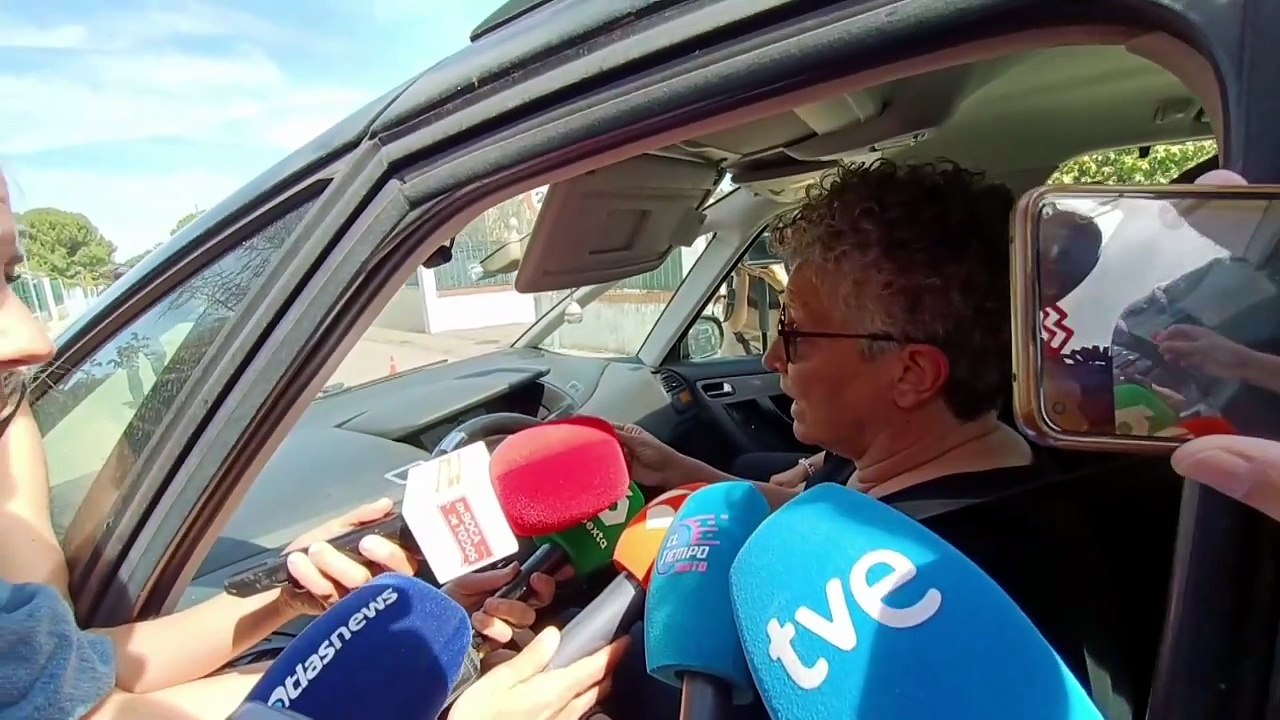 Acaba el registro en el chalé de la familia del único investigado en el caso Esther López